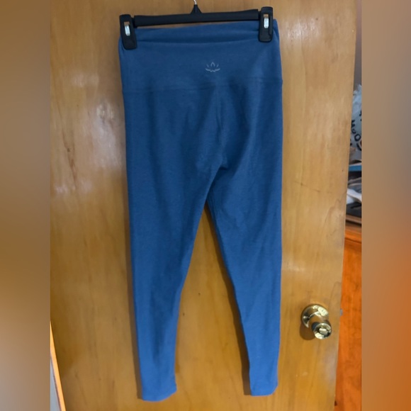 Beyond Yoga High Waisted Midi Leggings in Washed Denim! - Picture 2 of 6